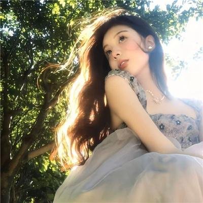纯真小镇的夫人